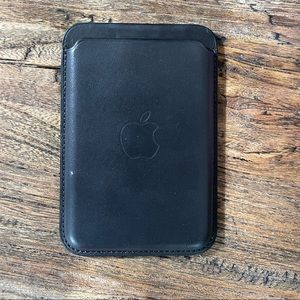 IPhone leather wallet with MagSafe